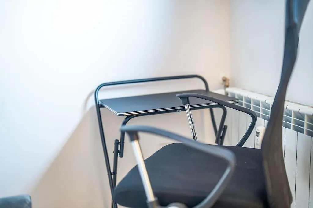 Central Apartment 2Bd Next To Vitosha Bul. Sofia