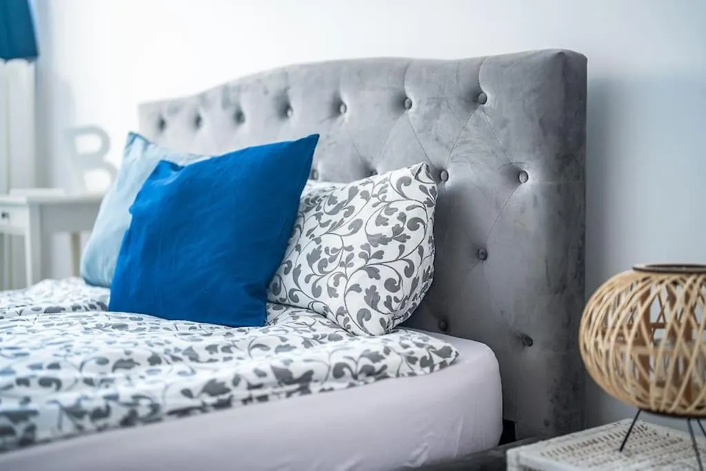 Central Apartment 2Bd Next To Vitosha Bul. Sofia