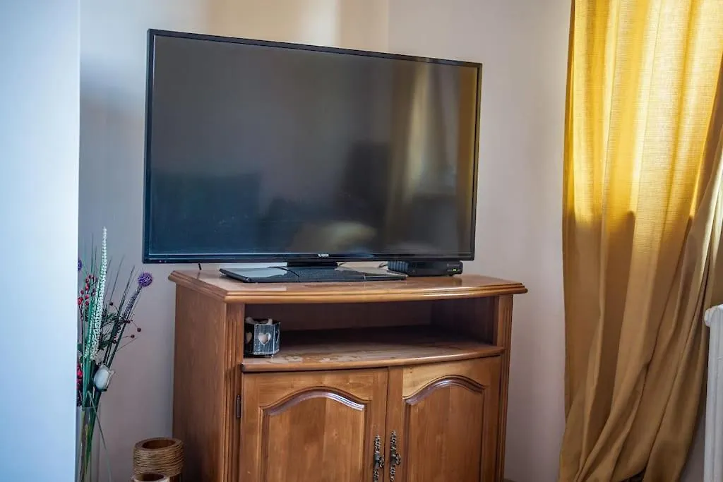 Central Apartment 2Bd Next To Vitosha Bul. Sofia