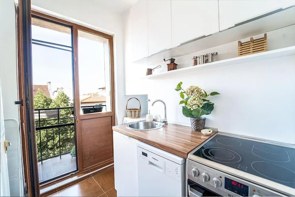 Central Apartment 2Bd Next To Vitosha Bul. Sofia